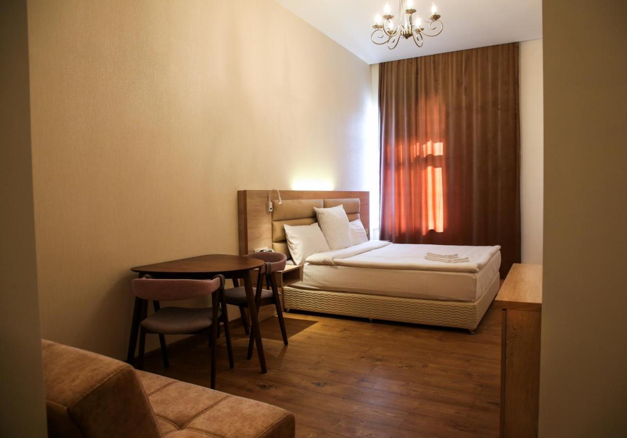 Kuma Hotel Gjumri Exteriör bild